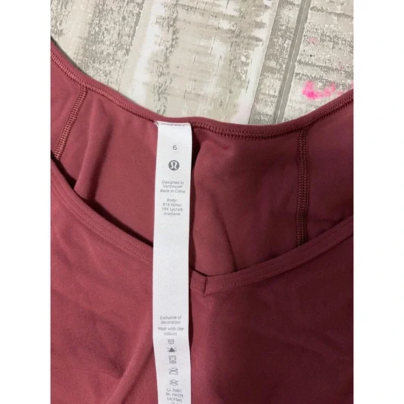 Lululemon Align Cropped T-Shirt Scoop Neck Short Sleeve Red Women's Size 6 - Picture 4 of 6